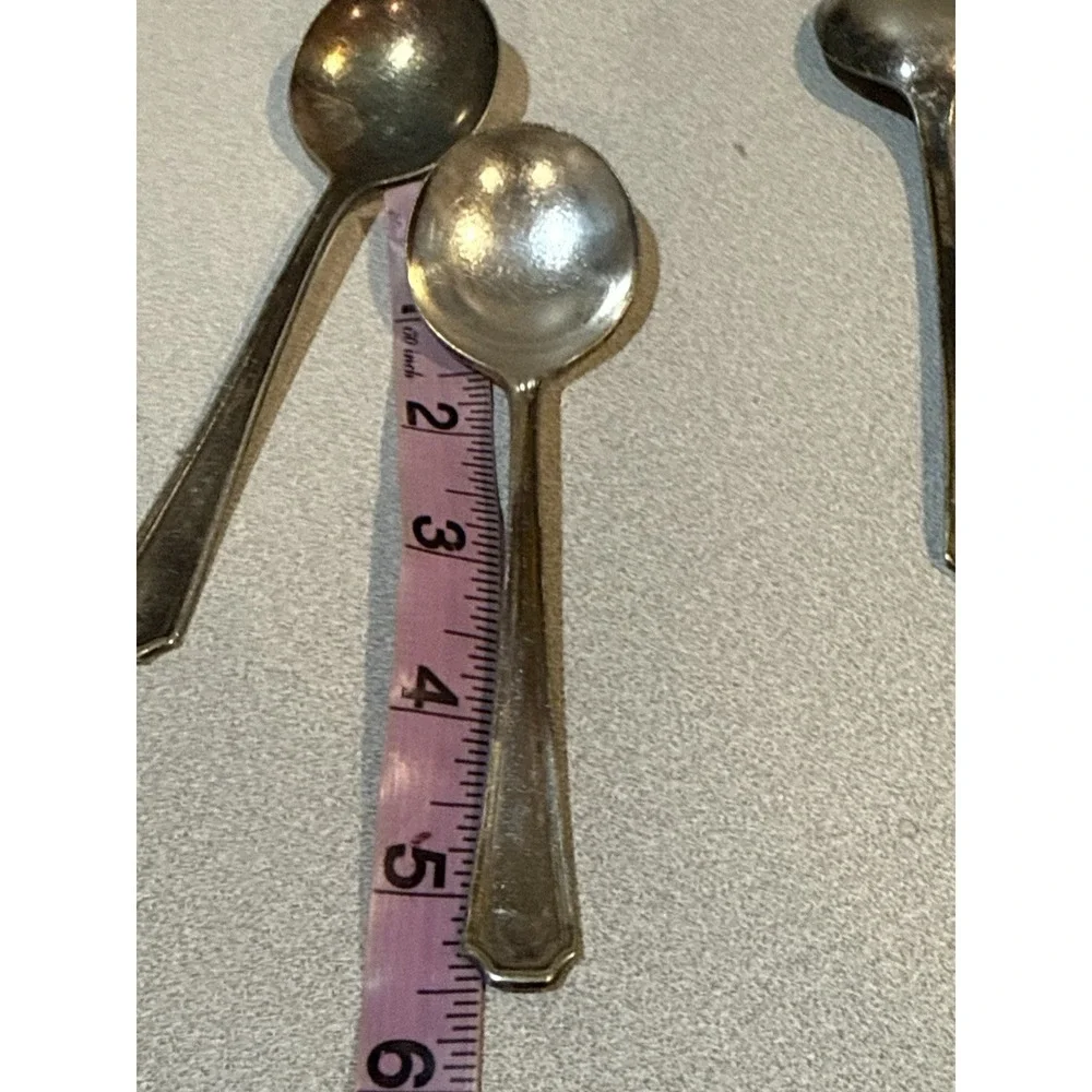 Vintage Oneida Clairhill Hotel Plate (4) Soup Boullion Gravy Spoon Silver Plated